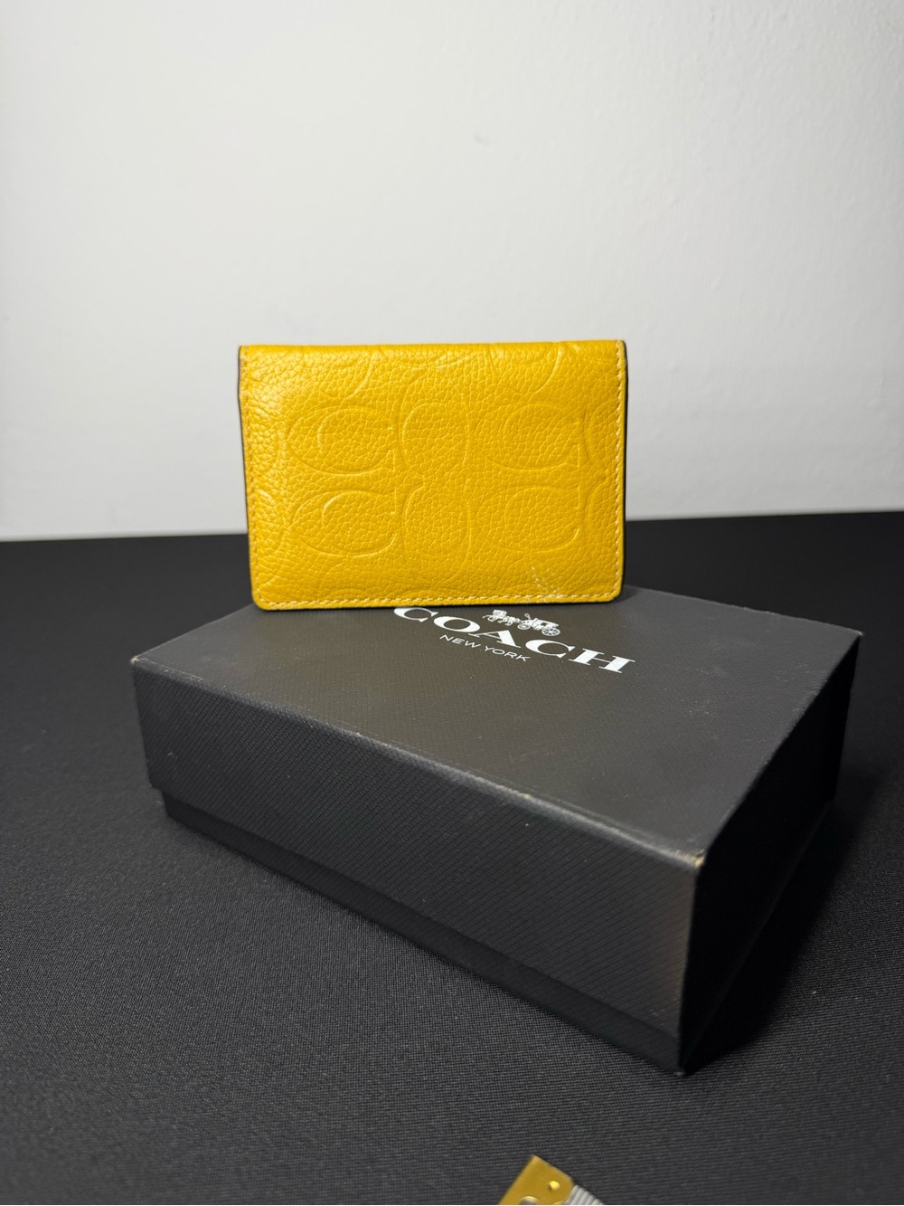 Coach Yellow Bifold Wallet with Card Slots Pre-Owned Excellent Conditions
